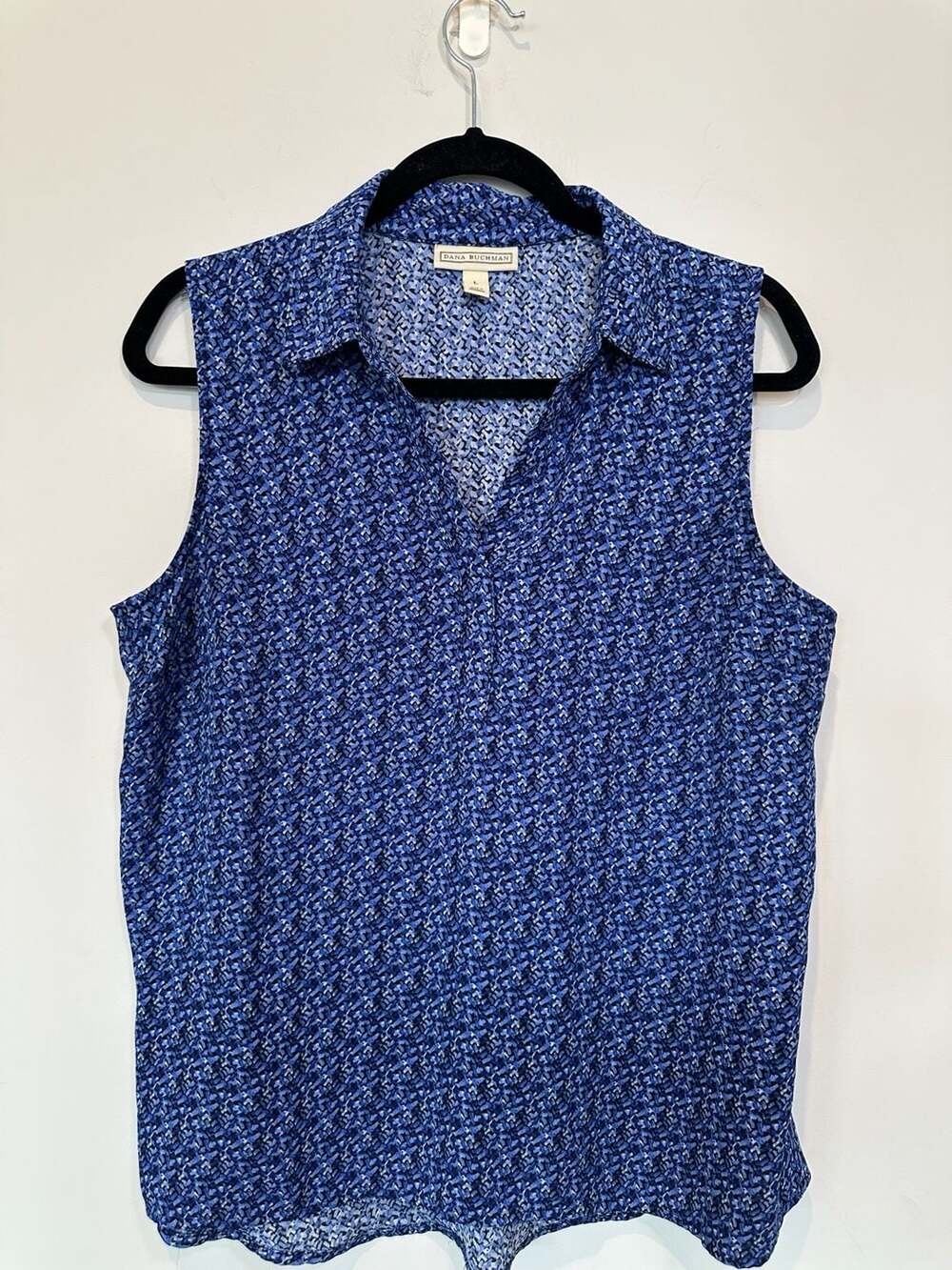 Dana Buchman Blue Geometric Print Sleeveless Collared Blouse Size L